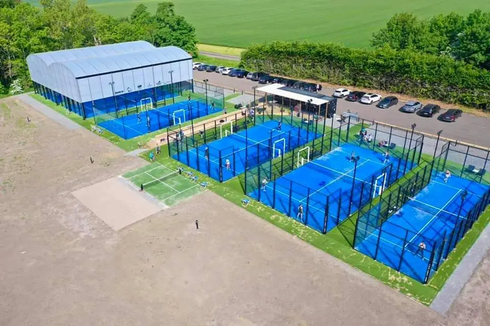 Padel club with canopies