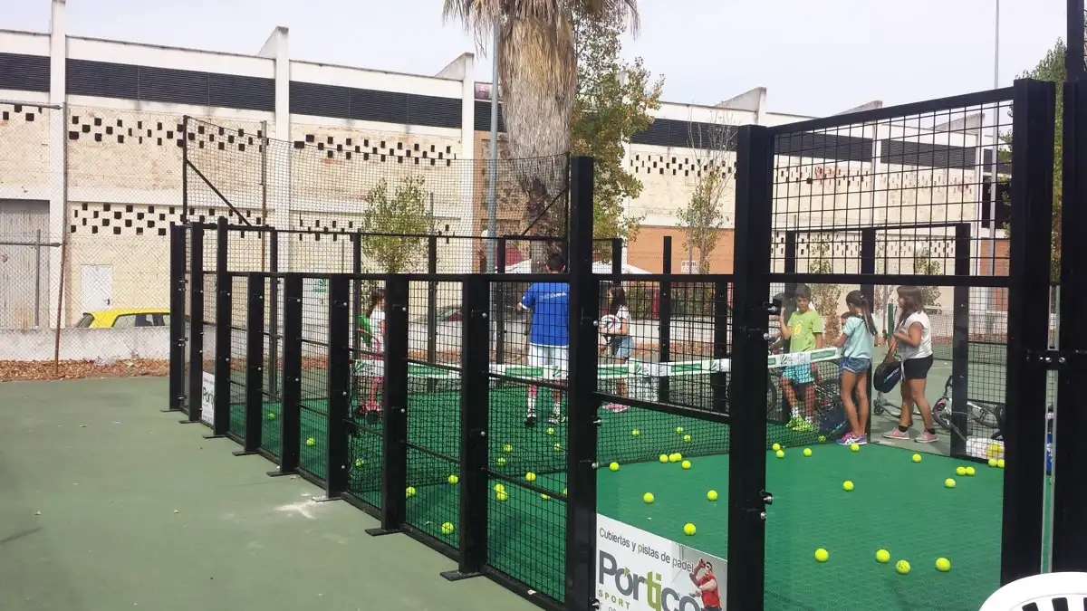 Mini court for an event in Spain